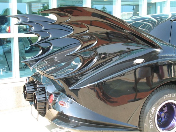 batmobile-limousine-5jpg_65